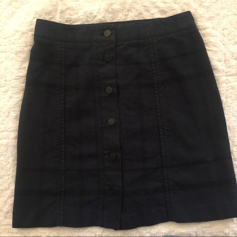 Navy plaid skirt 14” waist 18” long